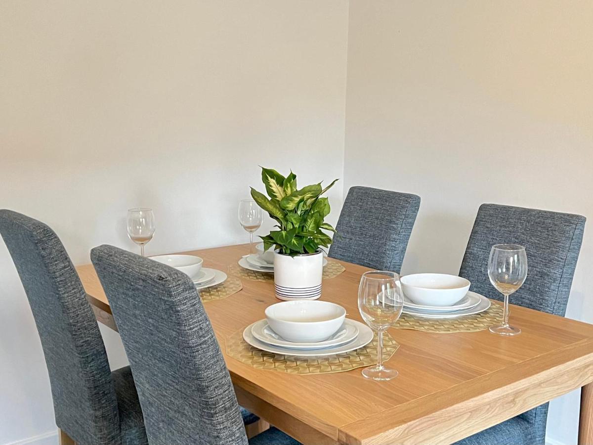 Modern 2 Bed Townhouse Just Outside City Walls With Free Private Parking York Eksteriør bilde