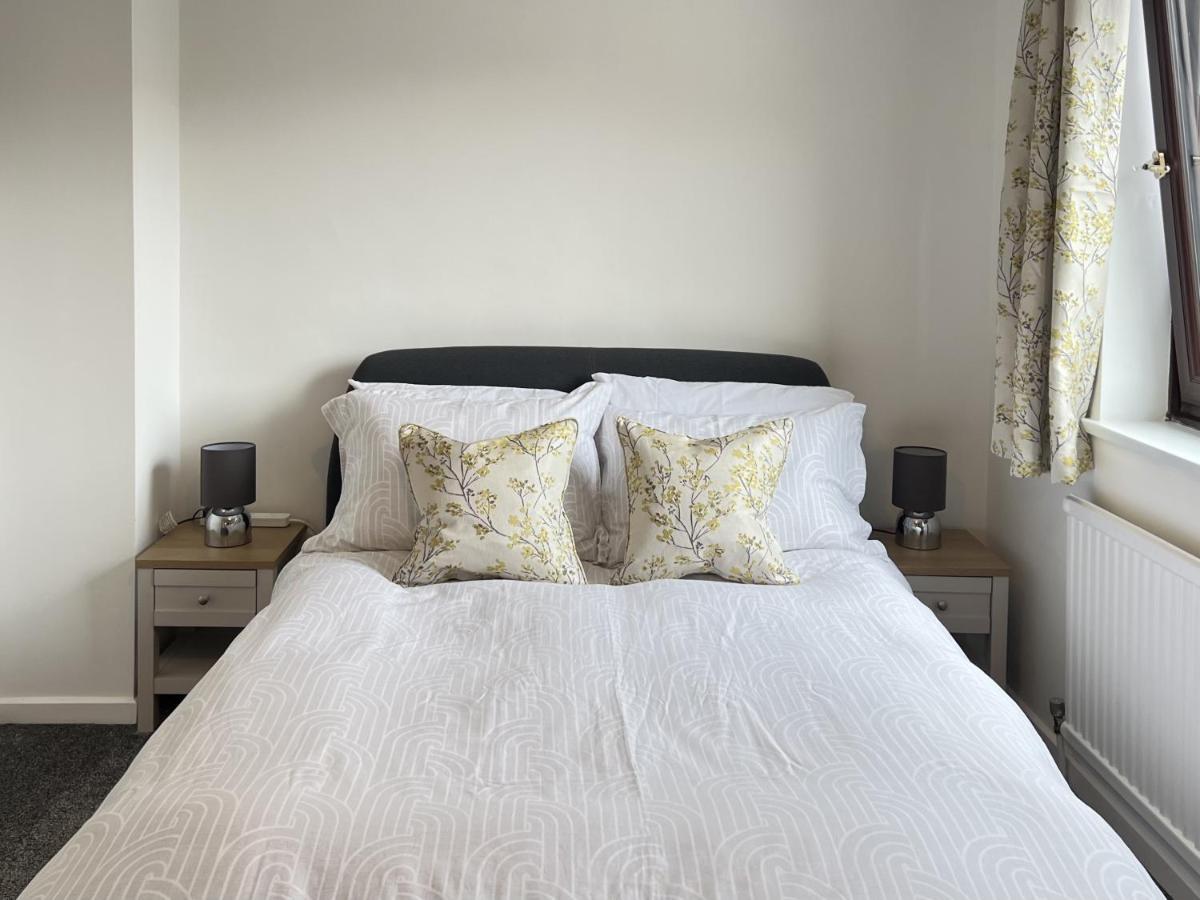 Modern 2 Bed Townhouse Just Outside City Walls With Free Private Parking York Eksteriør bilde