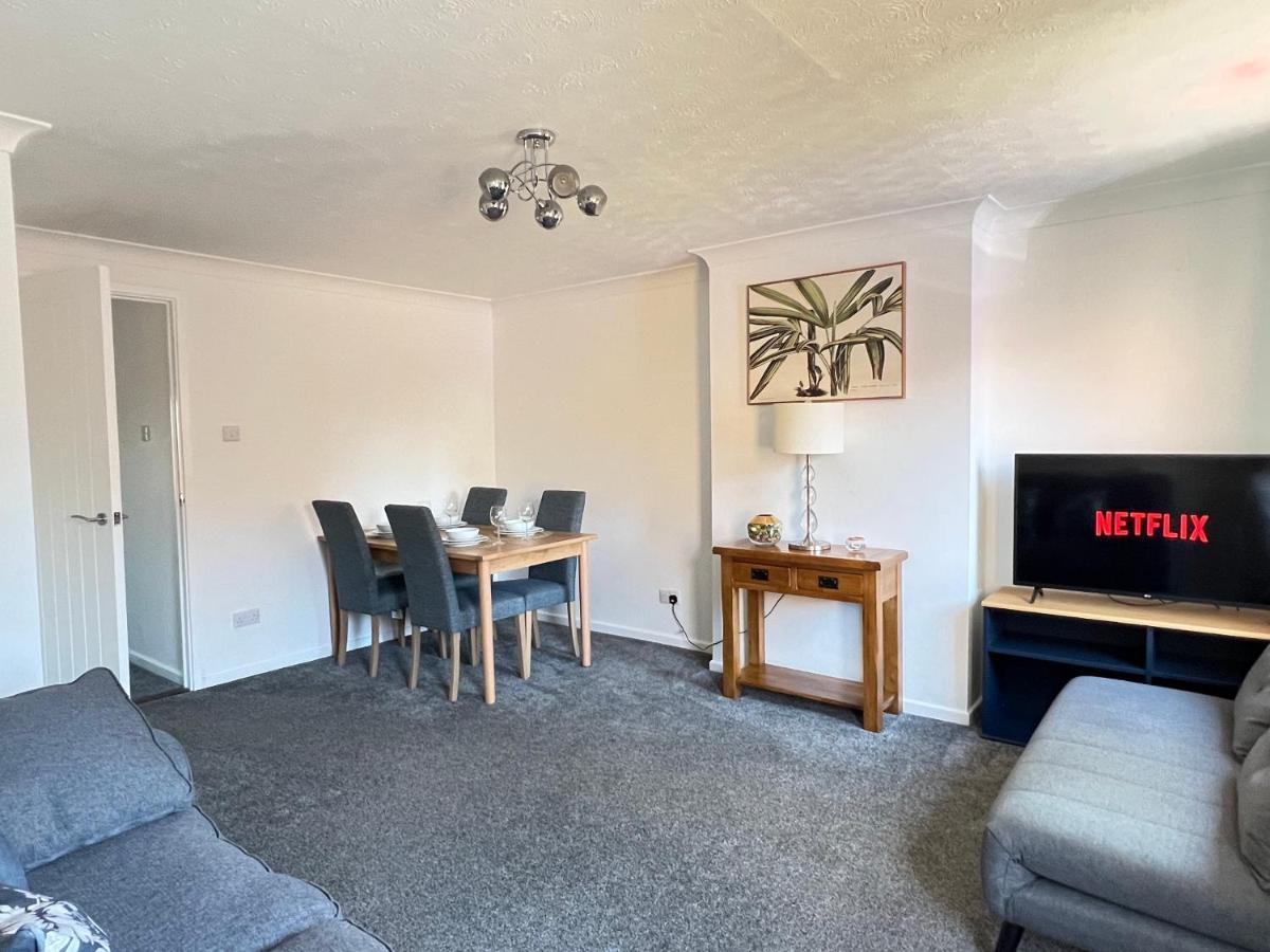 Modern 2 Bed Townhouse Just Outside City Walls With Free Private Parking York Eksteriør bilde